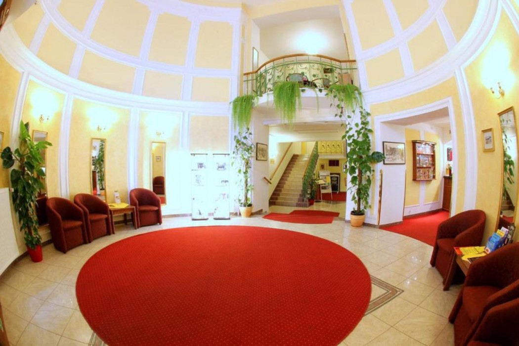 Flora Hotel 5/60