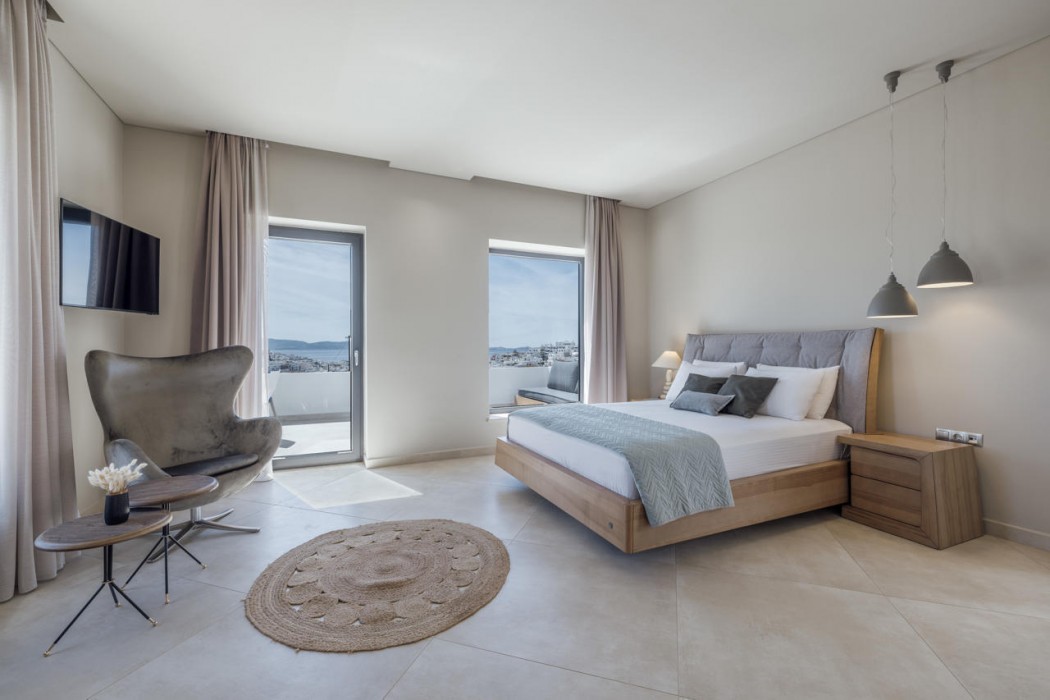 El Mar Naxos 6/41