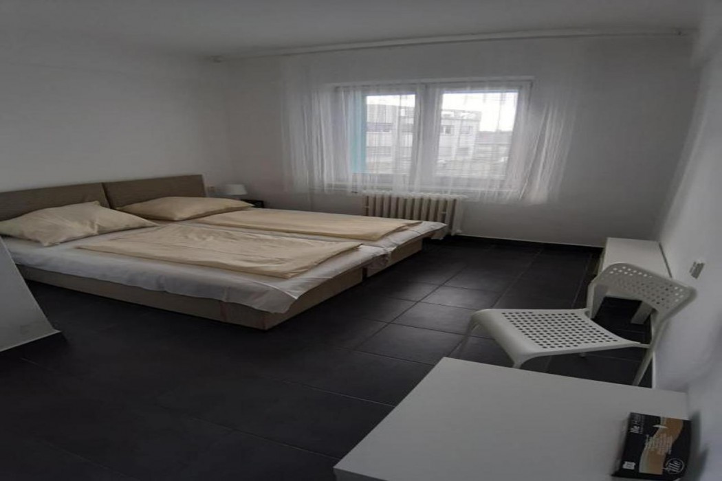 Hotelak Martinov 14/60