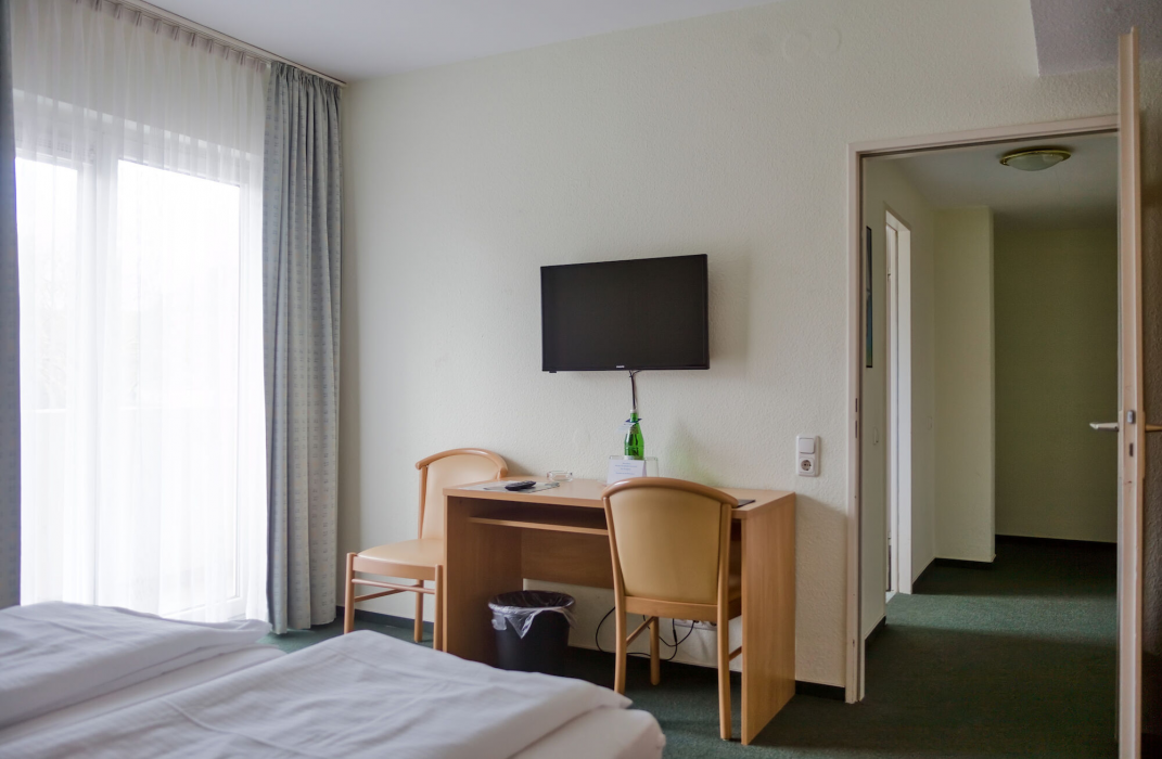 Hotel Wiking 8/24