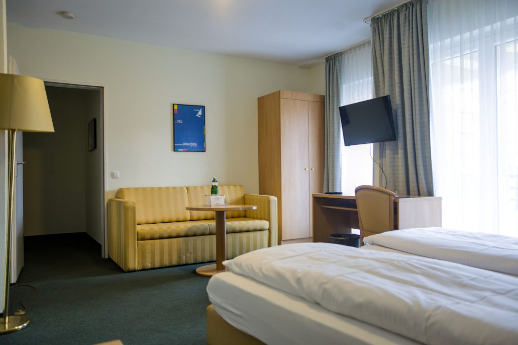 Hotel Wiking 7/24