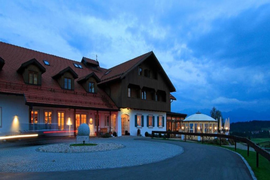 Hotel Auf der Gsteig 1/60