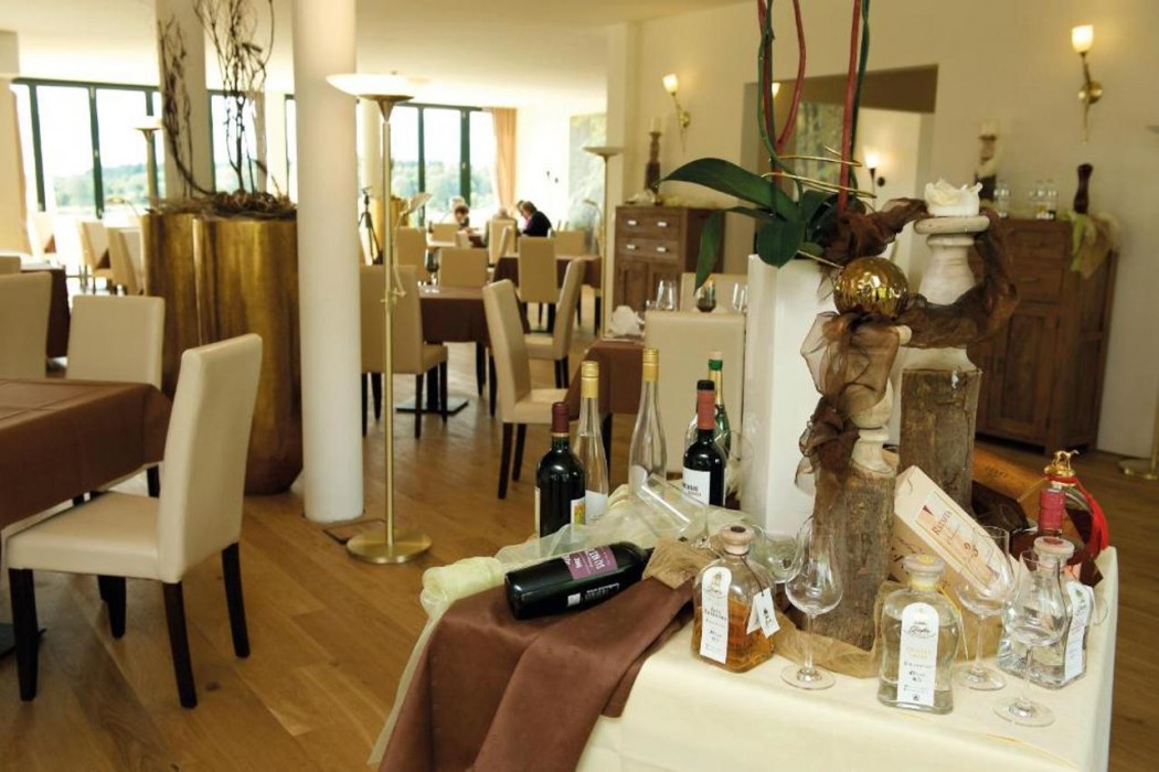 Hochwalder Wohlfuhlhotel 24/63