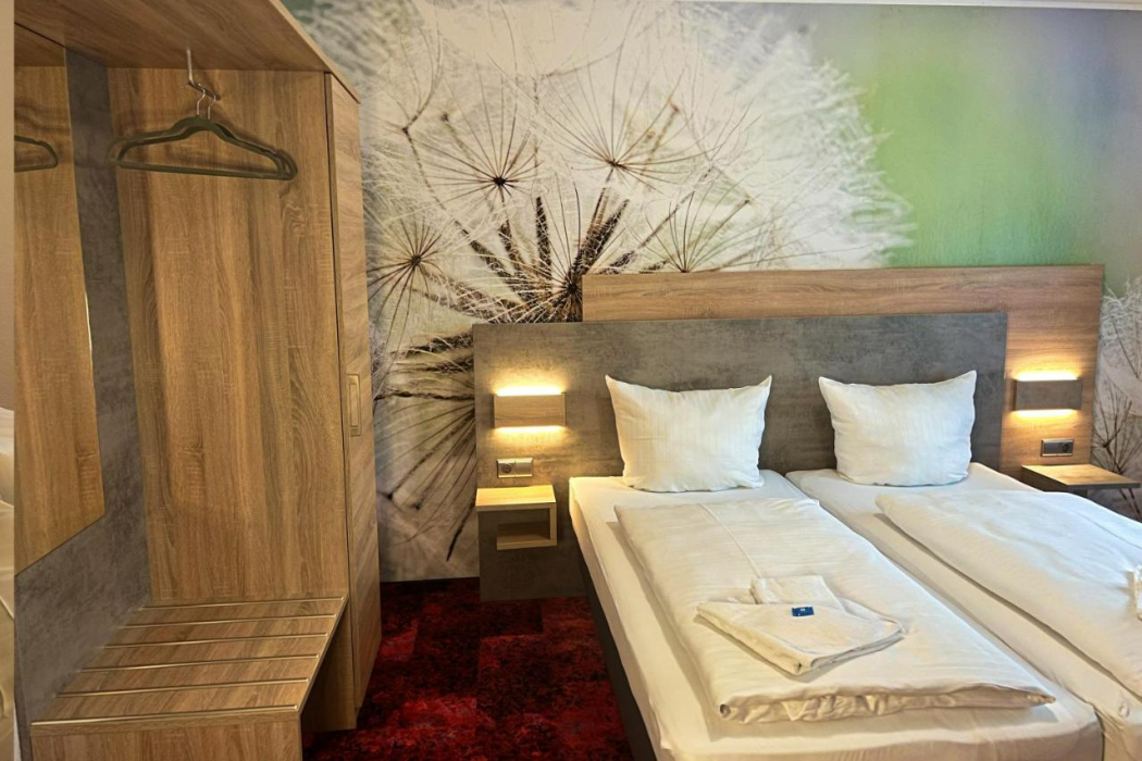 SKYHOTEL Merseburg 11/27