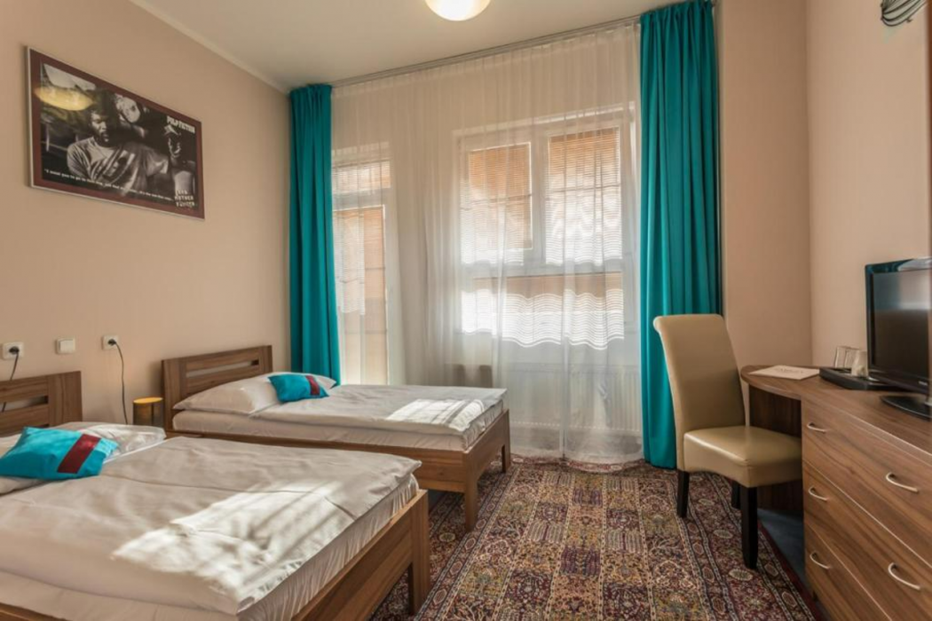 Sareza Hotel 6/48