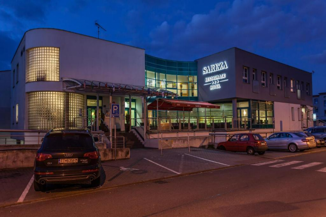 Sareza Hotel 2/48
