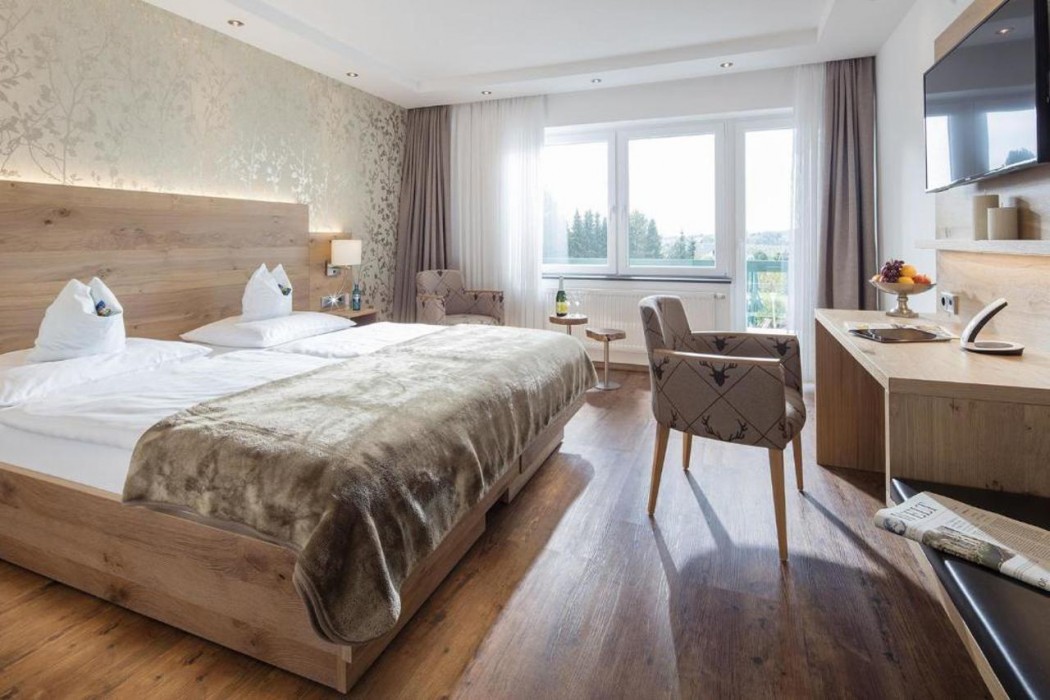 Hotel Derichsweiler Hof 8/43