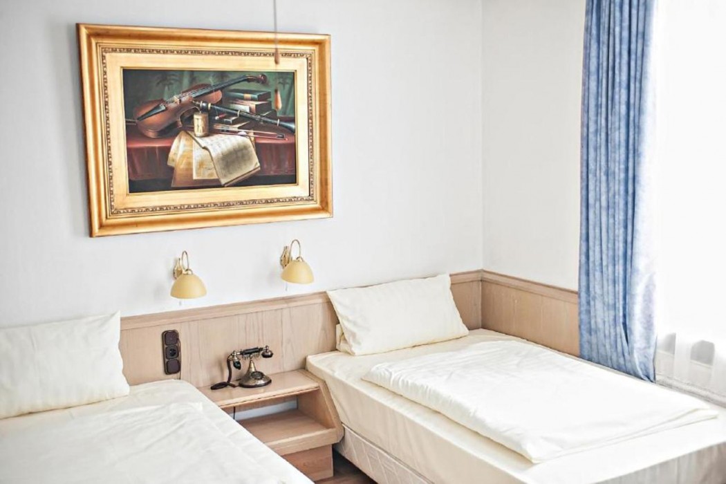 Lowen Hotel 19/58