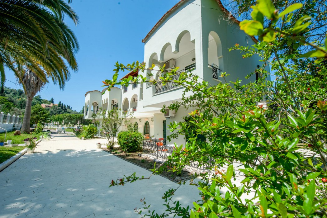 Vassilis Paradise Garden photo1