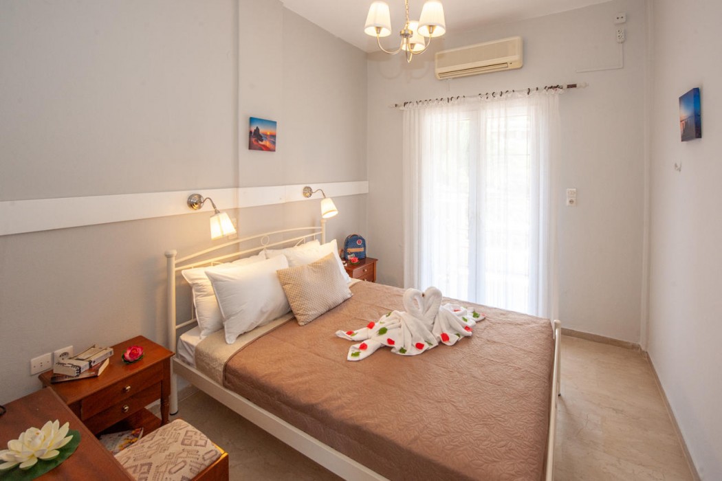 Vassilis Paradise Garden 26/67