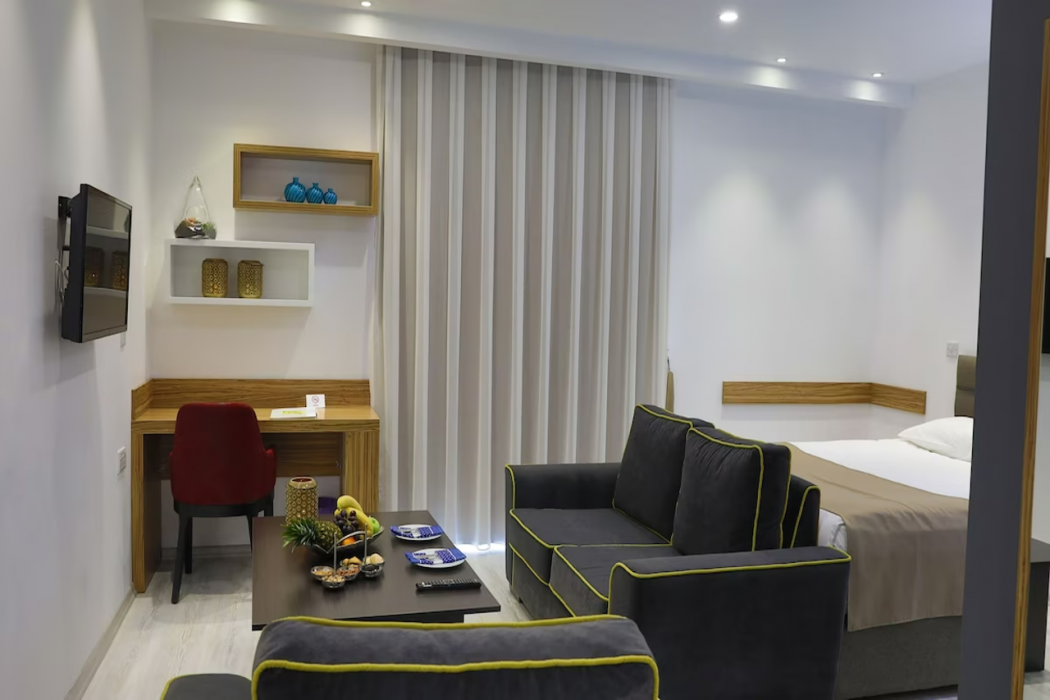 Hotel Sun Nicosia 12/61