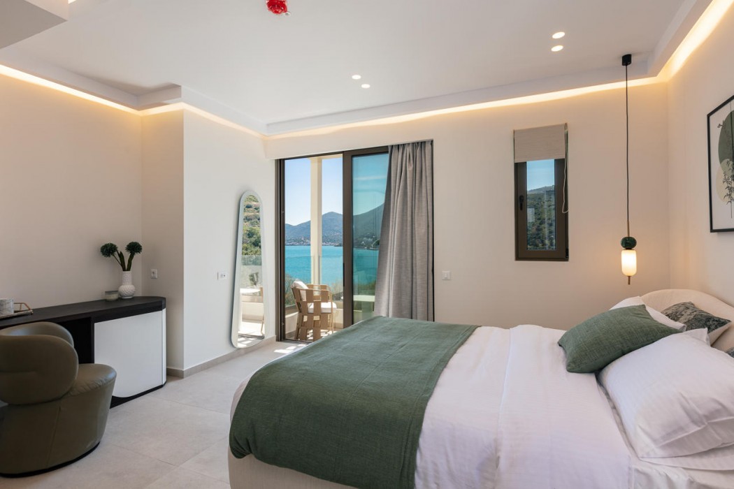 Naiades Beach Hotel – Adults Only 68/132