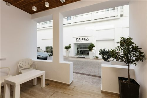 Kahlua Sea View Suites 19/67