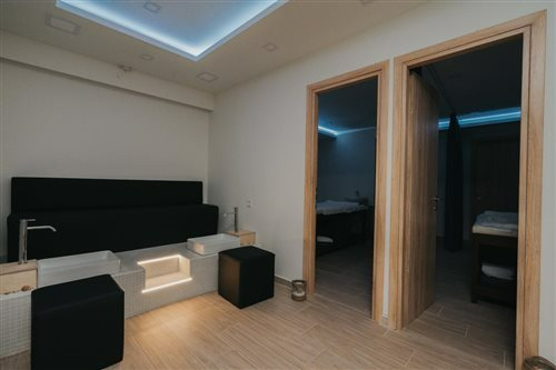 Kahlua Sea View Suites 25/67