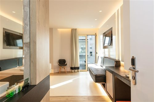 Kahlua Sea View Suites 21/67