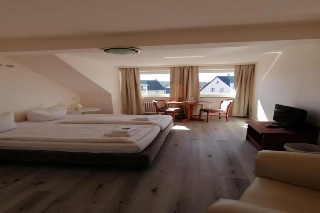 Zur Post Hotel 17/54
