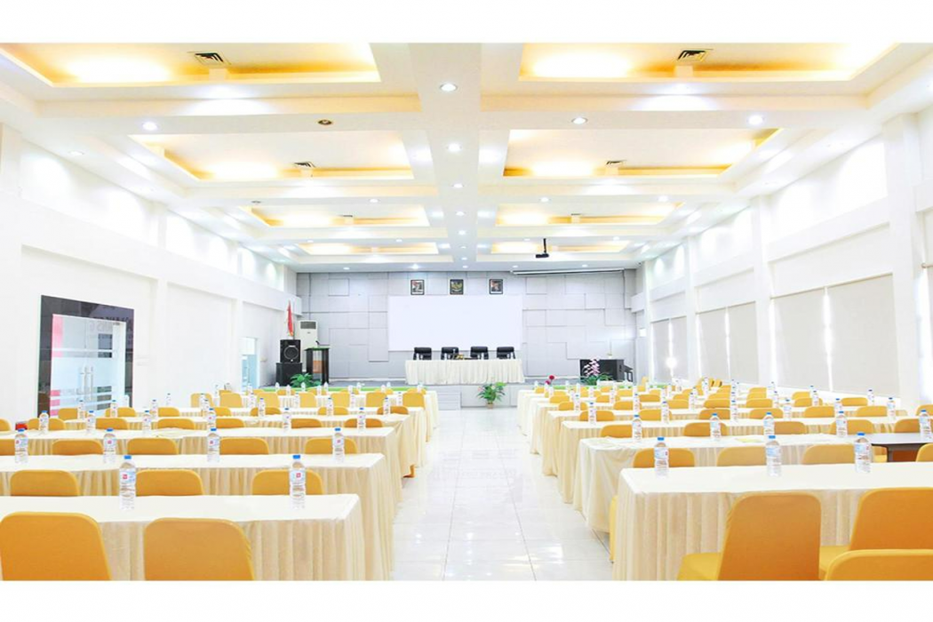 Emerald Hotel 13/42