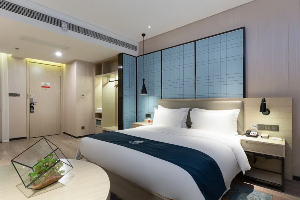 Echarm Hotel (Qingxiu Mountain Store) 3/8