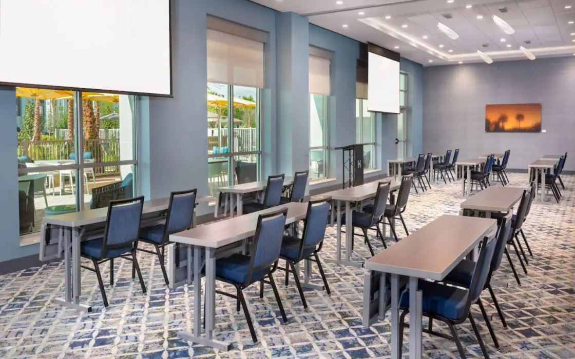 Hyatt House Orlando Airport 38/81