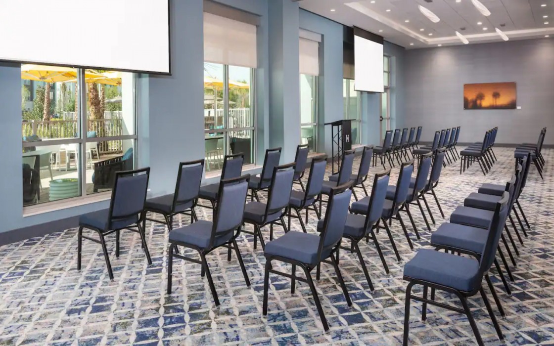 Hyatt House Orlando Airport 40/81