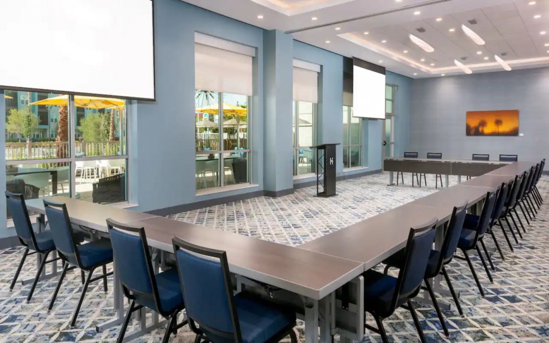 Hyatt House Orlando Airport 39/81