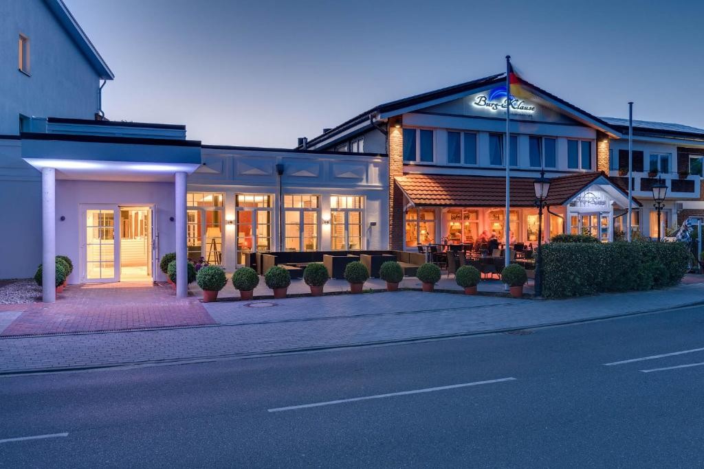 Hotel Restaurant Burg-Klause 1/62