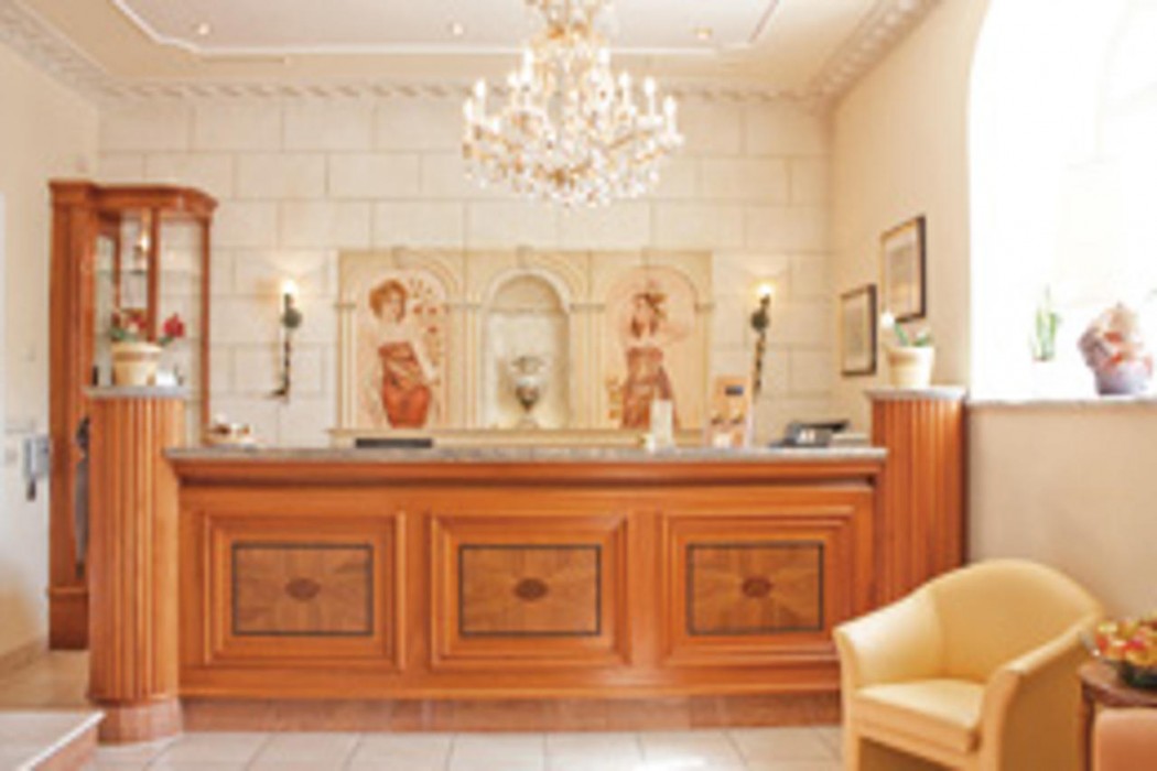 Donauhof Hotel 4/58