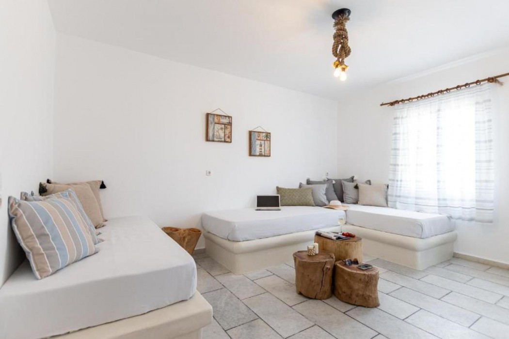Naxian Serenity Suites 8/10