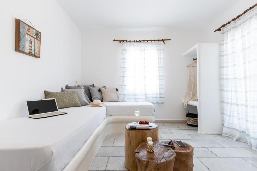Naxian Serenity Suites 6/10