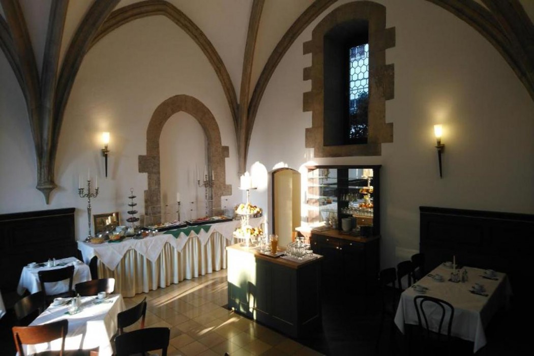 Hotel Kaiserhof am Dom 27/59
