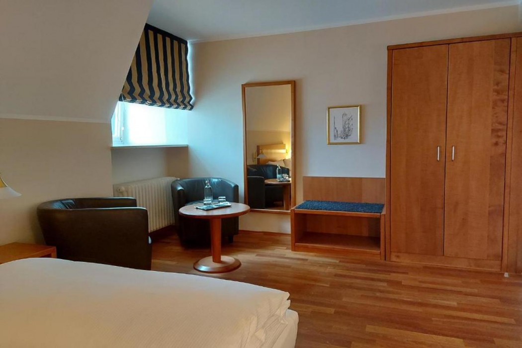 Hotel Kaiserhof am Dom 10/59