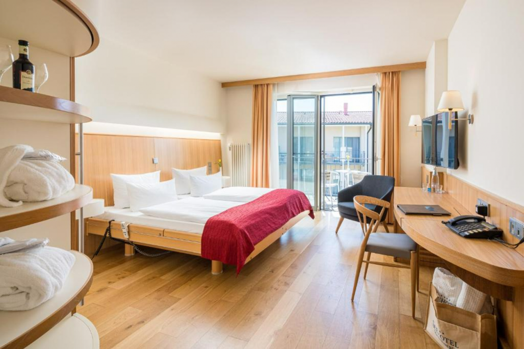 Seehotel Rheinsberg 8/45