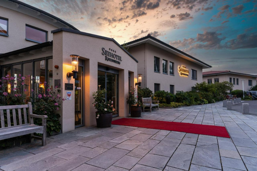 Seehotel Rheinsberg 1/45