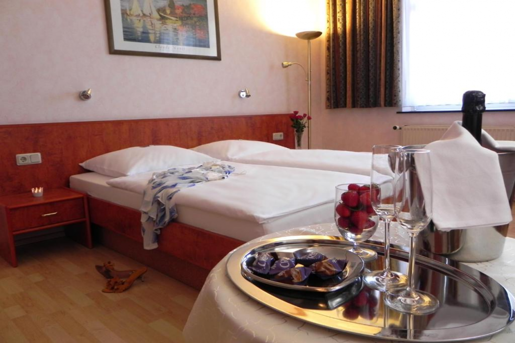 Bahnhof Hotel Saarlouis 8/33