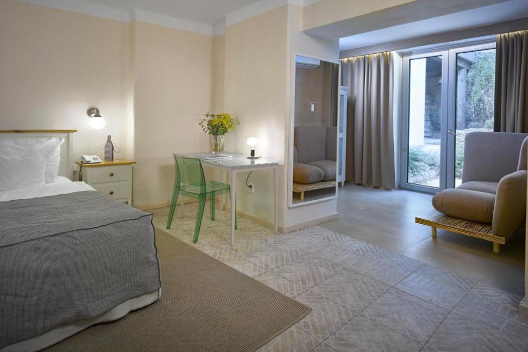 La Romantica Hotel 11/25