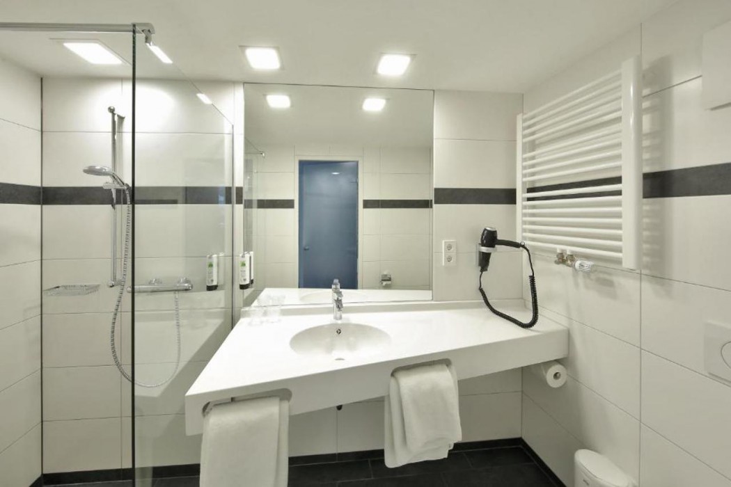 Qubixx StadtMitteHotel 9/61