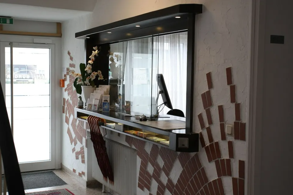 Hotel Burger 5/58