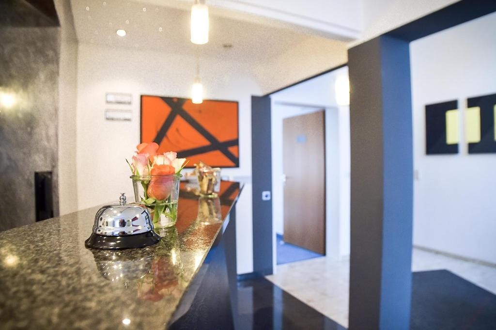 Hotel Mautner Airport und Messehotel 2/25