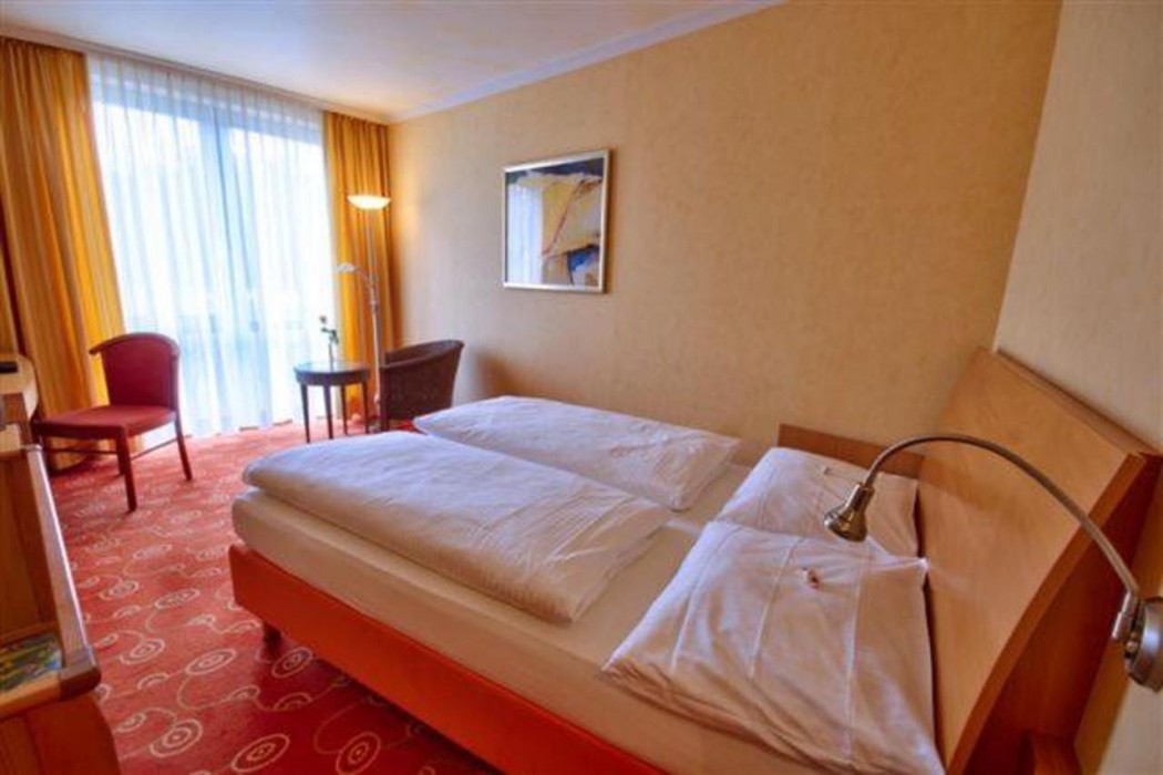 Vital Hotel 12/53