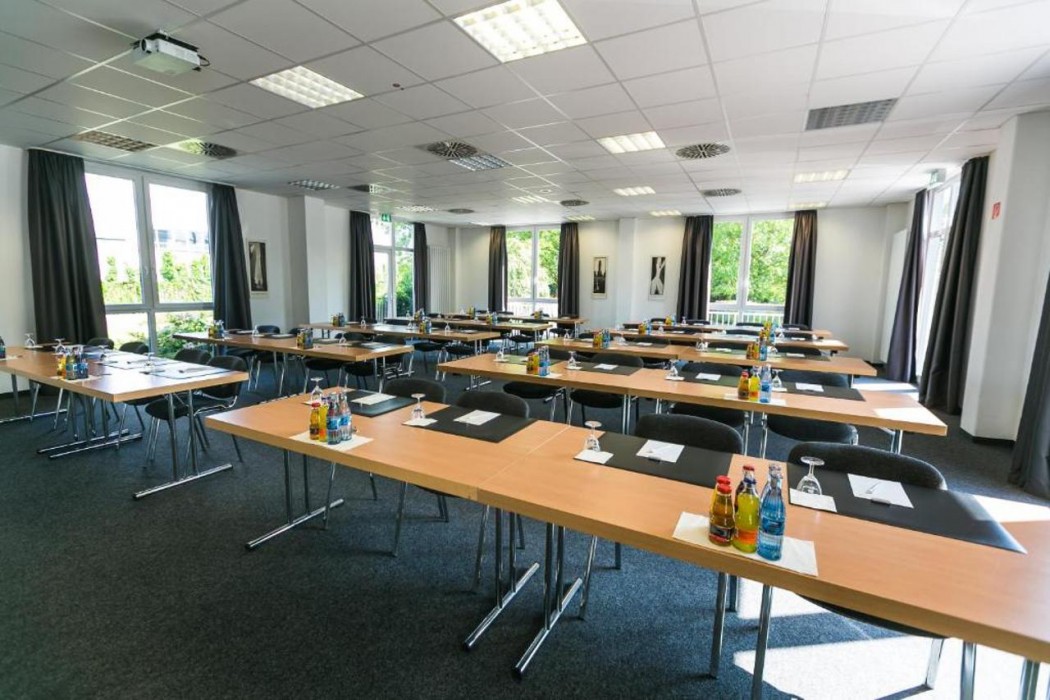 Hotel Sinsheim 18/40