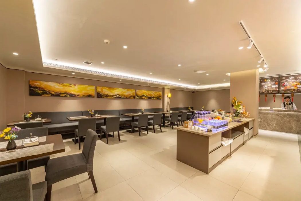 Homeinn Plus (Beijing Guomao) 29/37