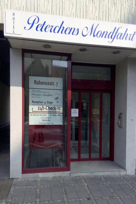 Hotel Peterchens Mondfahrt 1/36