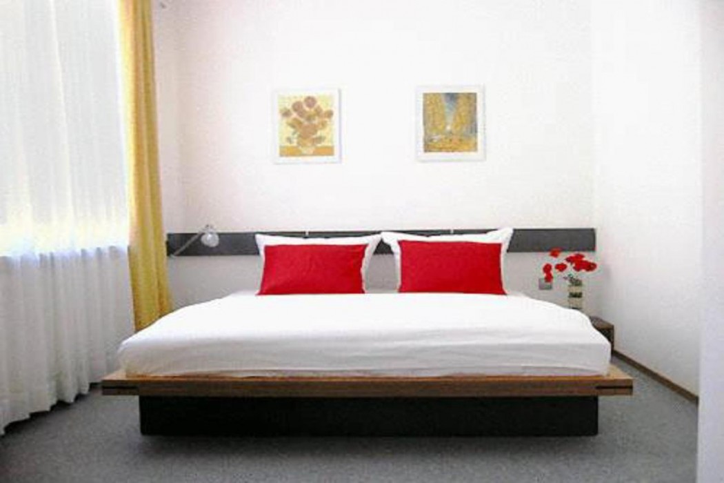 Central Hotel Gottingen 7/28