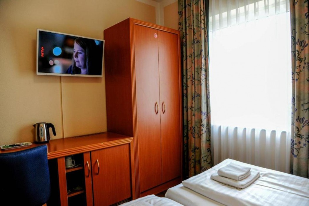 Hotel Opal 12/60