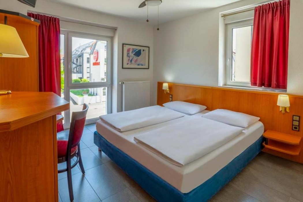 Heilbronner Hotel am Schonen Theater 18/42