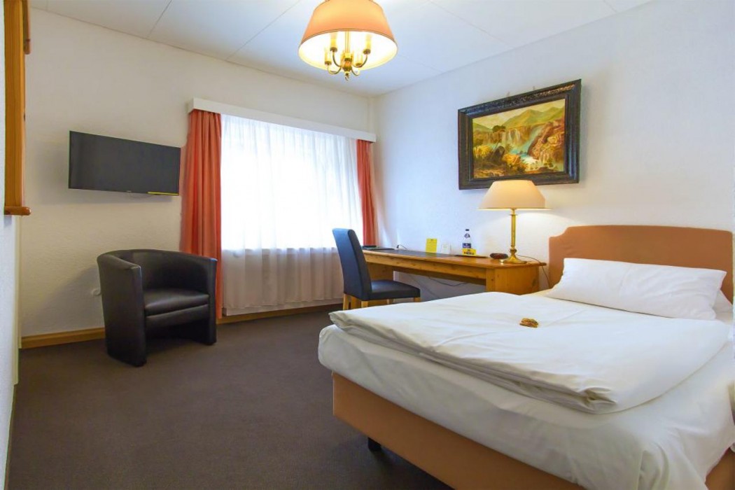 Hotel Adler 12/57