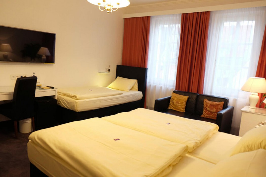 Hotel Adler 11/57