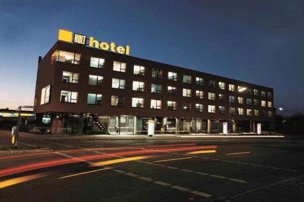 Kult Hotel 1/22