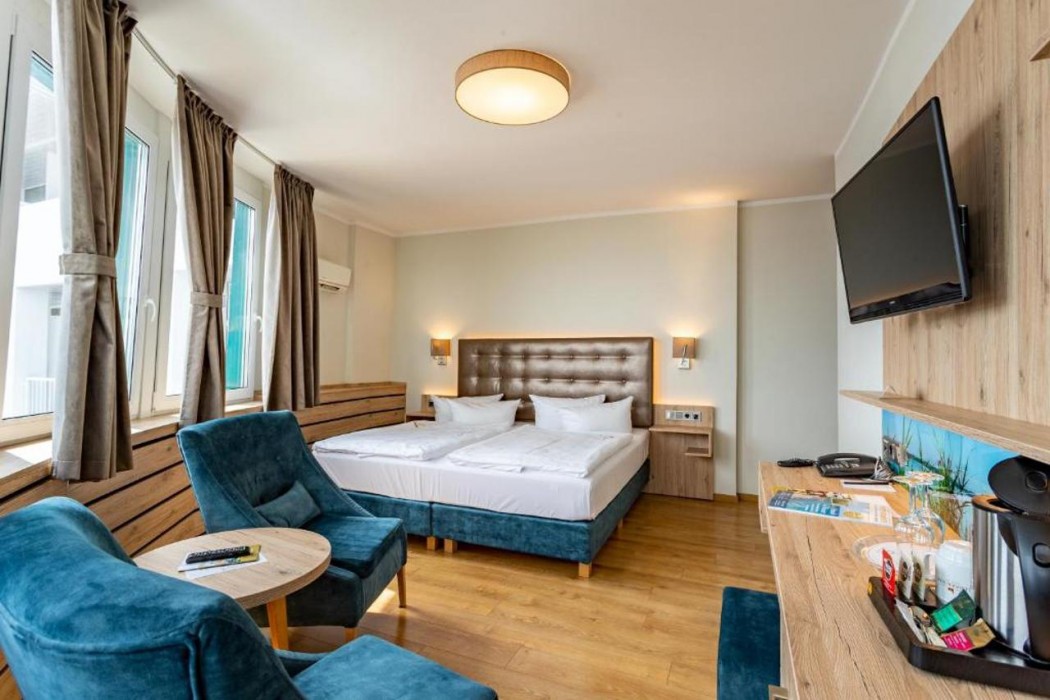 Seehotel Fahrhaus 7/36