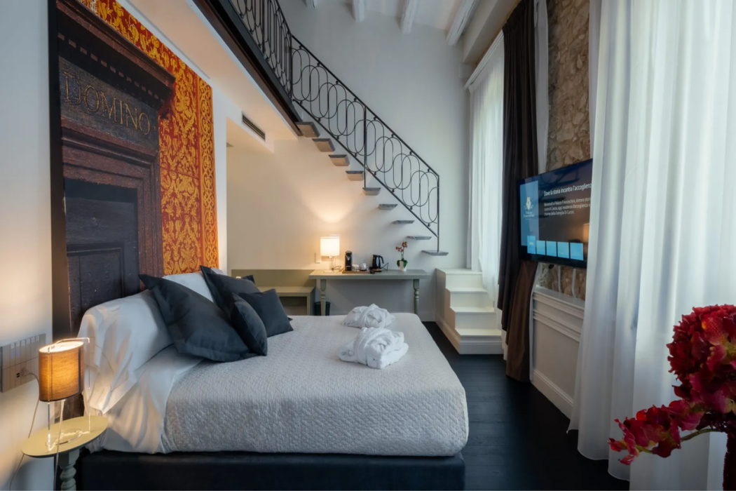 Room at Palazzo Franceschini, CASCIA
